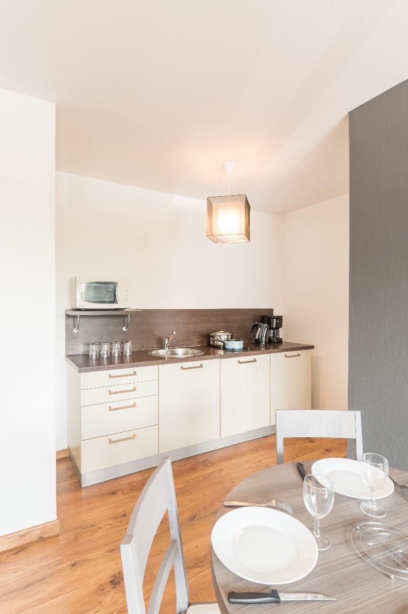 Zenitude Hôtel-résidences Métropole 3* Nantes