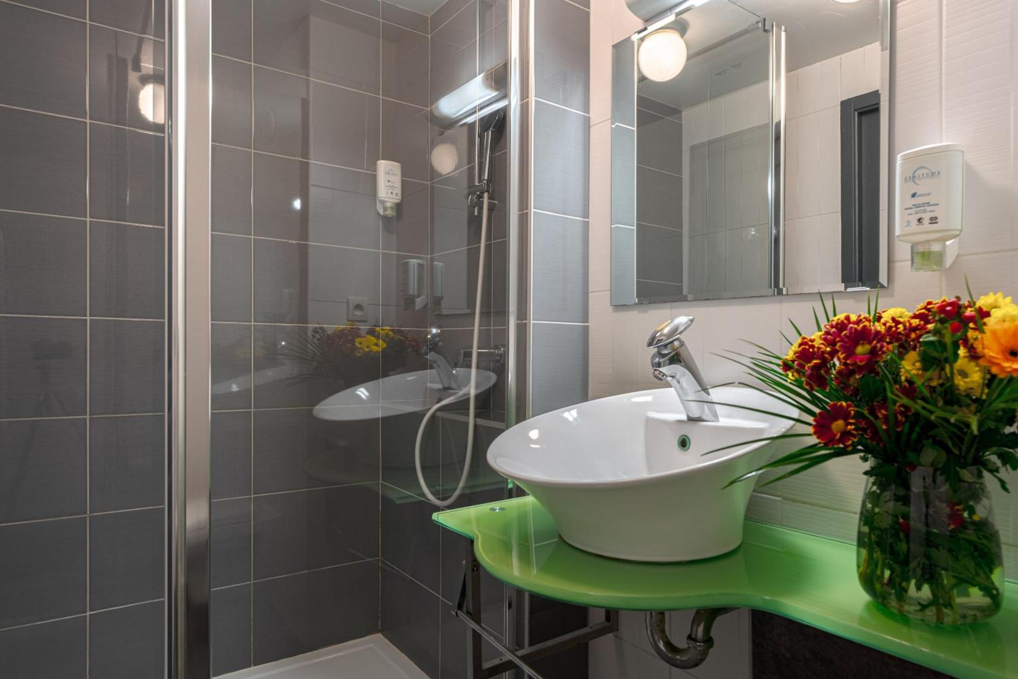 Zenitude Hotel-residences Metropole Aparthotel Nantes